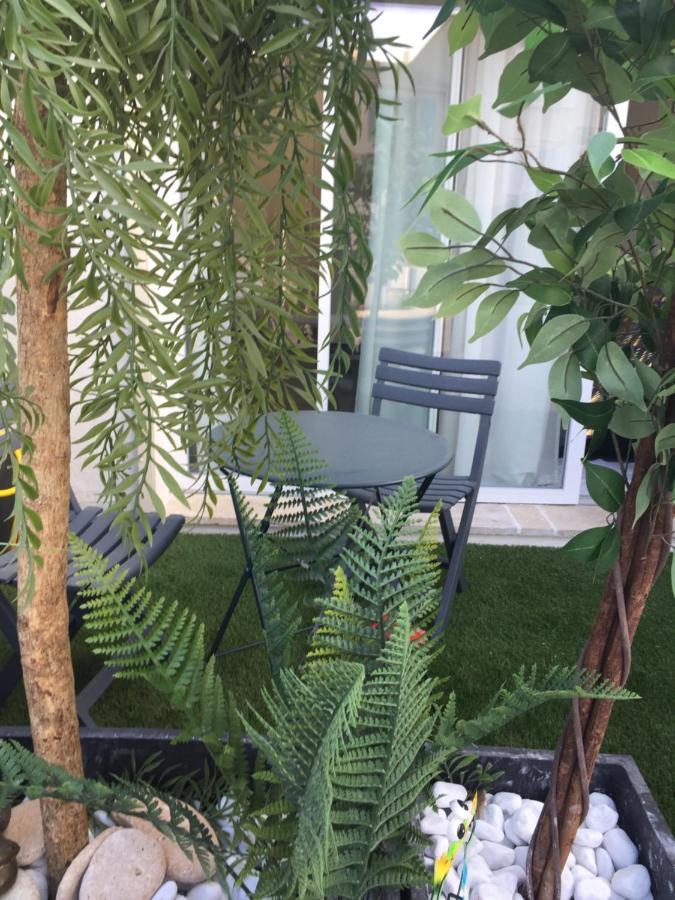 Bed and Breakfast Chez Sandy Aubagne Exterior foto